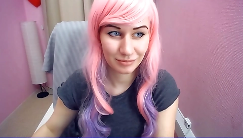 Sexy shemale chicks are making out in front of the camera