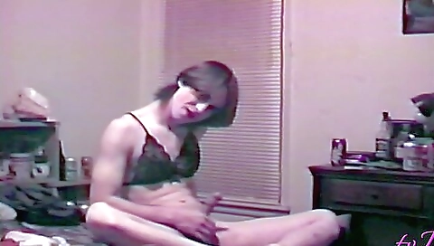 Sexy brunette in sexy stockings and stockings solo video