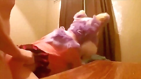 Amateur anal sex with a small pussy and creampied by big dick