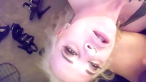 Blonde gets her pussy fucked hard and she loses her mind