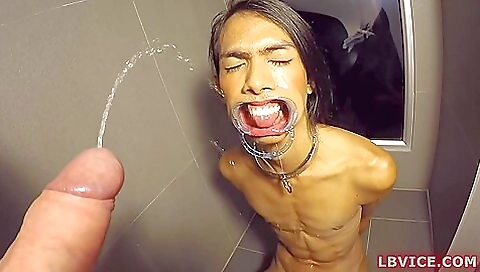 Horny brunette with a sexy ass is getting fucked on the couch