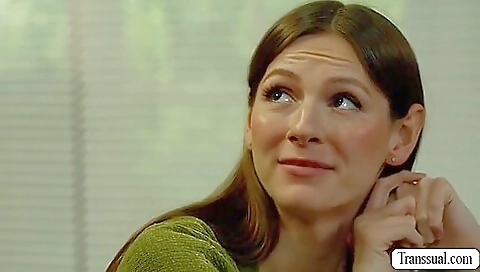 Shemale with a huge booty and deepthroat is a genius